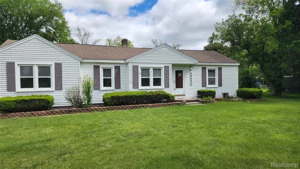 46650 BEMIS RD, Belleville, MI 48111