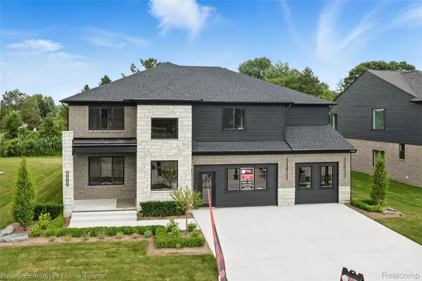 Macomb, MI 48042,50701 Mistwood DR