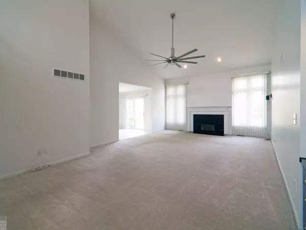 Macomb Twp, MI 48044,20343 Nicol Creek DR