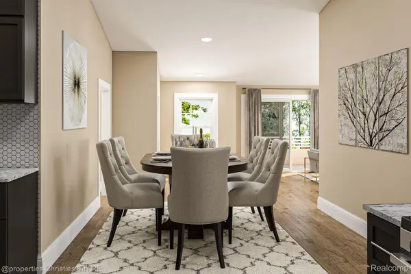 Rochester Hills, MI 48309,1111 Angara DR #6