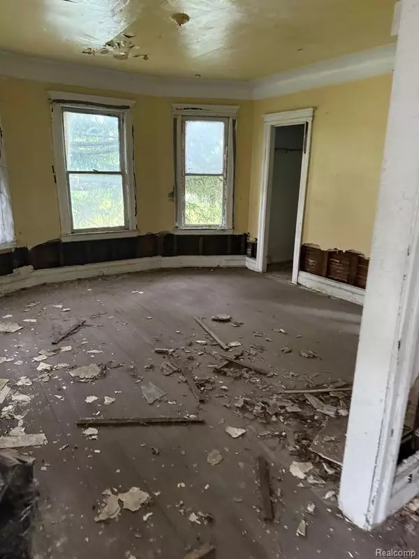 Detroit, MI 48214,3068 Bewick ST