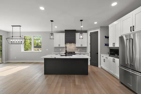 Sterling Heights, MI 48314,5793 Heights DR