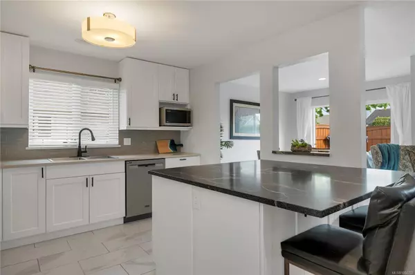 Campbell River, BC V9W 6Z1,2055 Galerno Rd #31