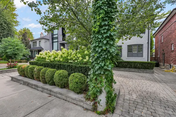 Toronto C04, ON M4N 2B4,281 Snowdon AVE