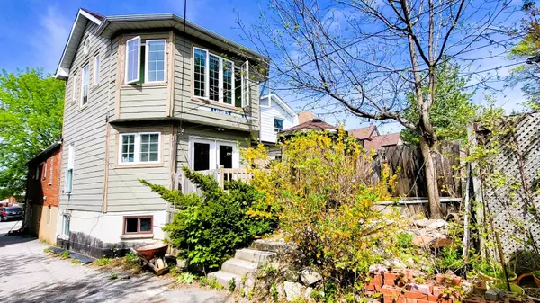 Toronto W03, ON M6M 3N9,343 Kane AVE