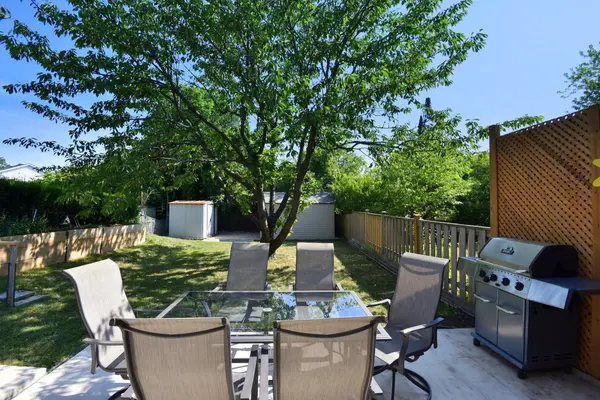 Mississauga, ON L5J 1X4,1365 Seaview DR