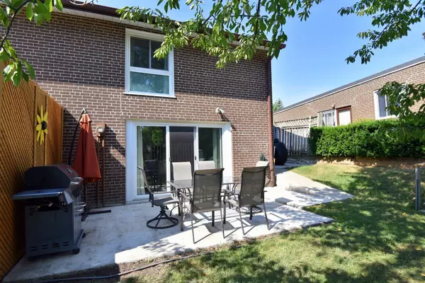 Mississauga, ON L5J 1X4,1365 Seaview DR