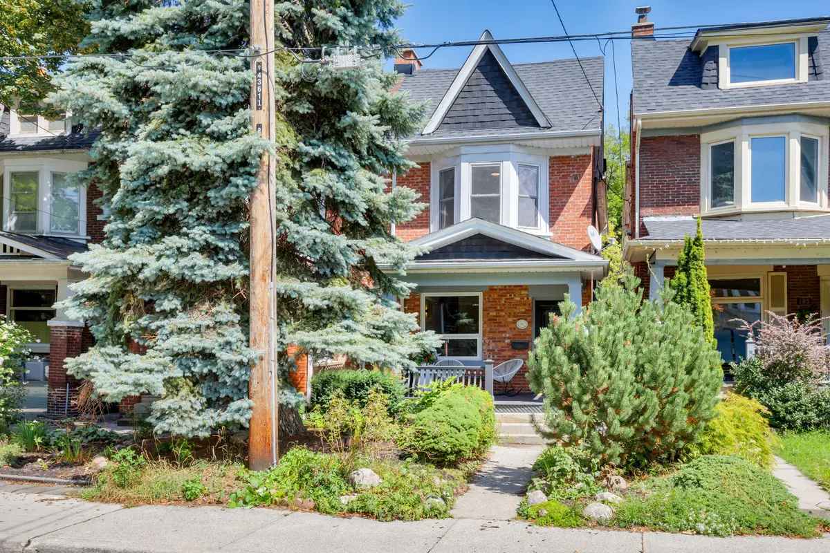 Toronto W02, ON M6P 2H4,187 Indian GRV