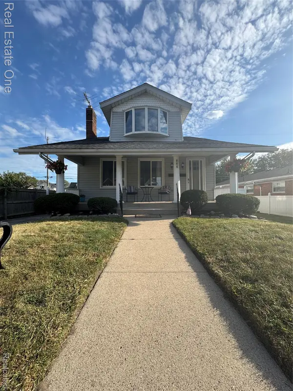 Wyandotte, MI 48192,355 Poplar ST