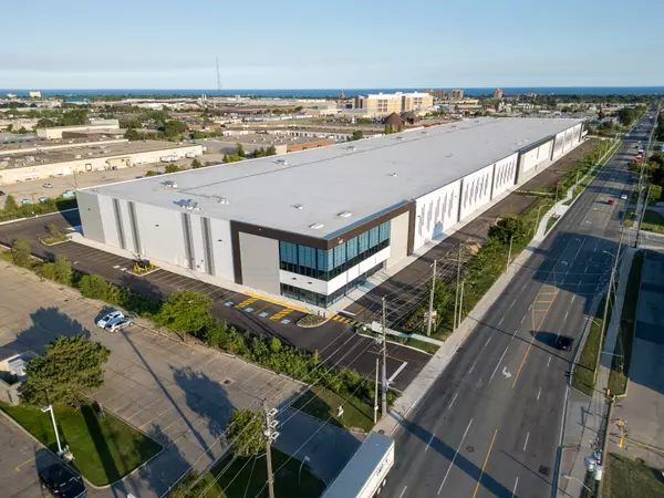 Toronto W06, ON M8Z 5E7,541 Kipling AVE