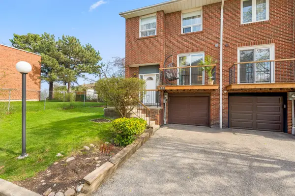 Toronto C07, ON M2R 3L5,37 Black Hawk WAY