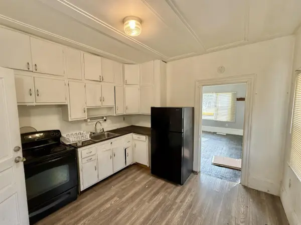 1138 W Oregon RD, Lapeer, MI 48446