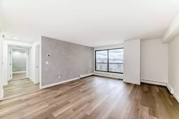 Calgary, AB T2S2V2,225 25 AVE SW #806