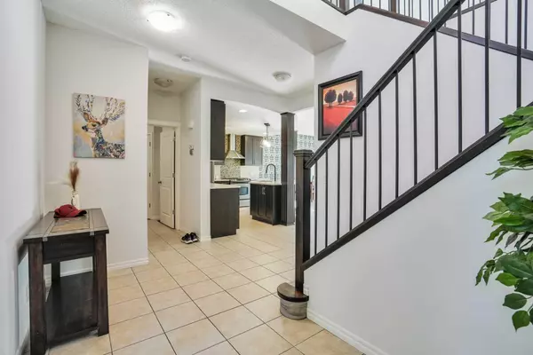 Chestermere, AB T1X0K9,121 magenta CRES