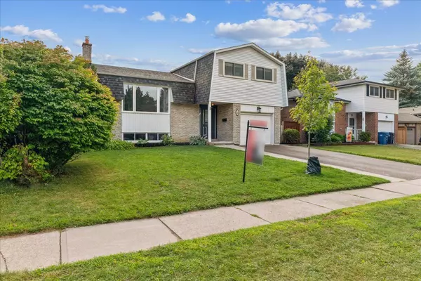 Guelph, ON N1H 6W4,15 Queensdale CRES