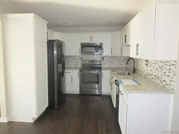 Harrison Township, MI 48045,24681 Saint Paul BLVD