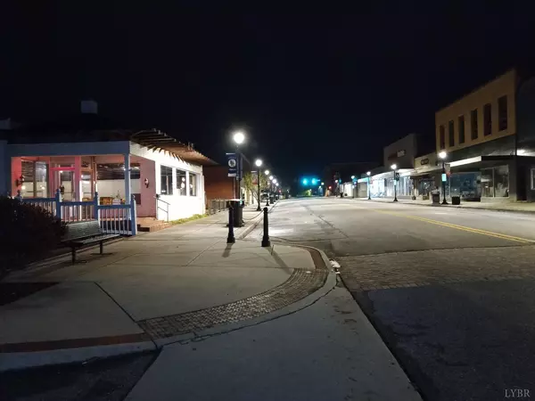 Altavista, VA 24517,525 Main ST