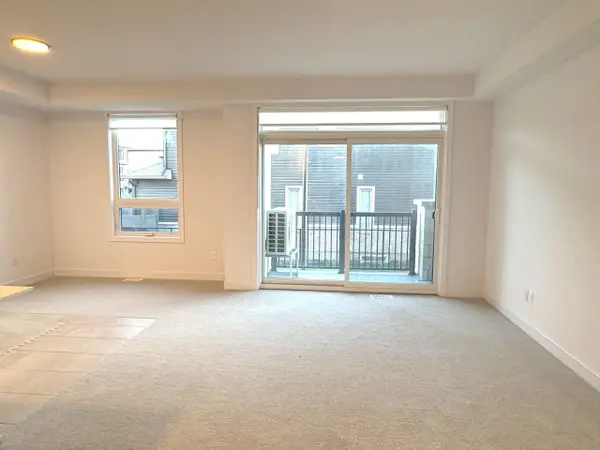 Blossom Park - Airport And Area, ON K1X 0E9,33 Salamander WAY #A