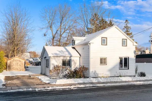 North Dundas, ON K0C 1H0,53 Main ST N