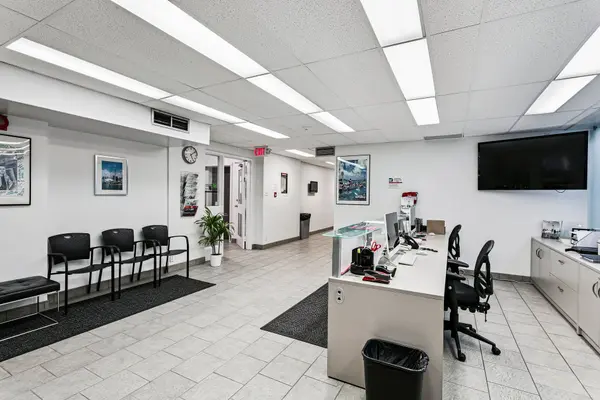 51 Eglinton AVE E, Toronto C10, ON M4P 1G7