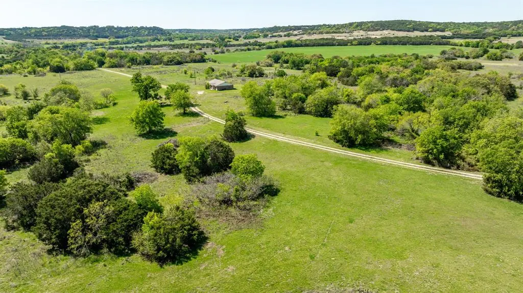 269 Private Road 2362, Meridian, TX 76665
