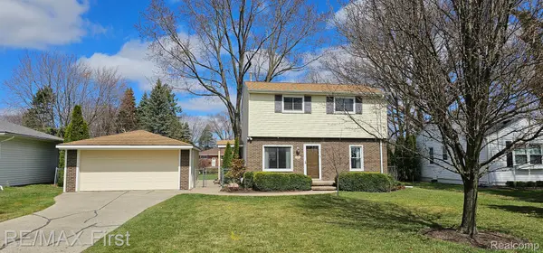 Macomb, MI 48042,23351 HARRELLSON ST