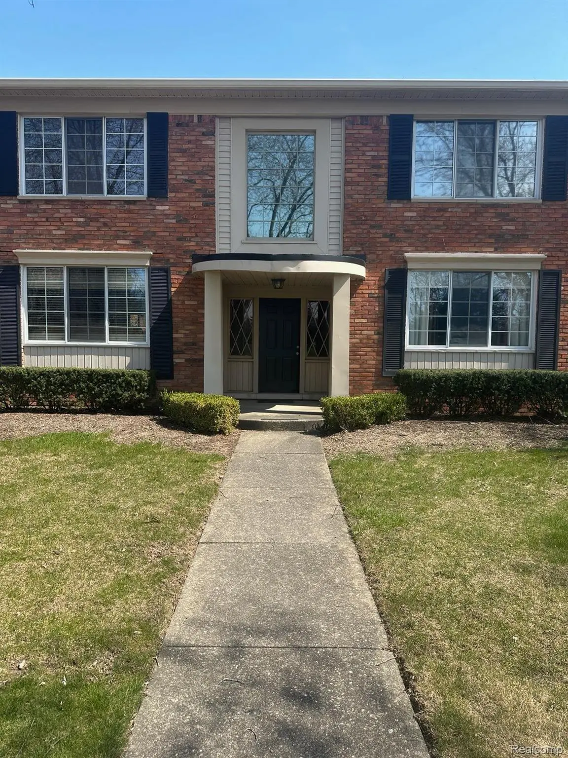 42342 WOODWARD AVE #C2, Bloomfield Twp, MI 48304