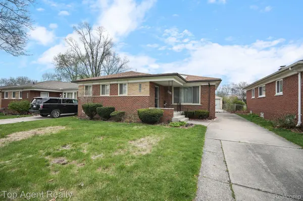 Oak Park, MI 48237,23140 CLOVERLAWN ST