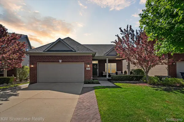 Waterford, MI 48327,1241 CAMBRIDGE CIR