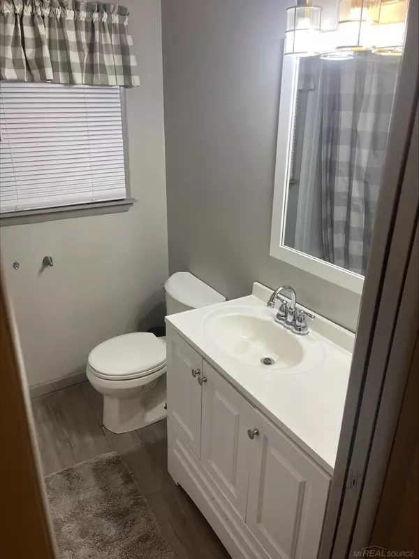 Memphis, MI 48041,81205 Cole ST