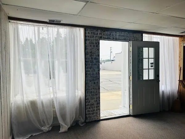 Evart, MI 49631,227 N Main ST