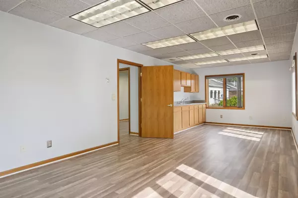 Milford, MI 48381,1181 N Milford RD