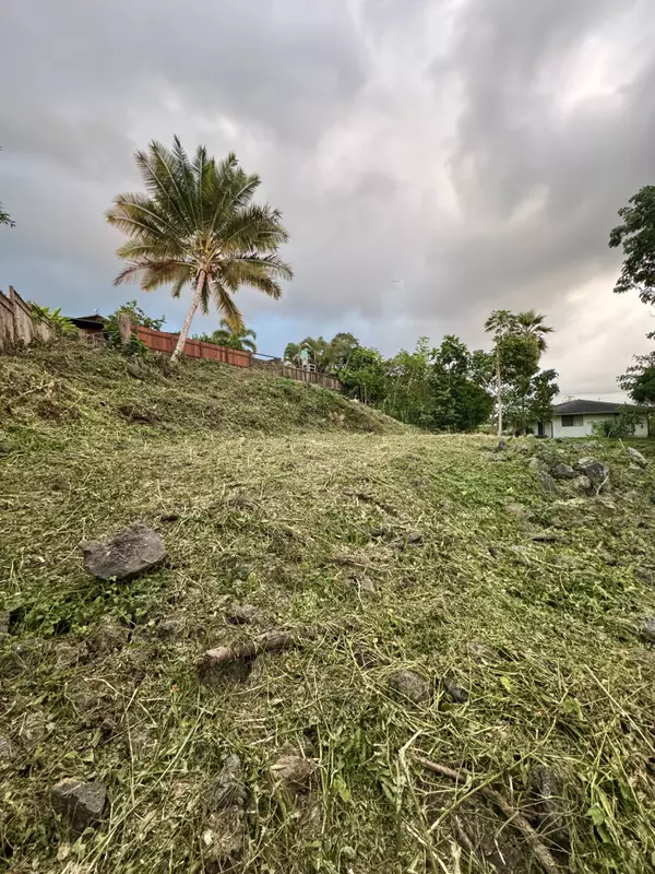 Kailua-kona, HI 96740,75-5785 LILIA PL