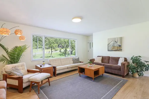 Black Creek, BC V9J 1G4,1994 Kelland Rd