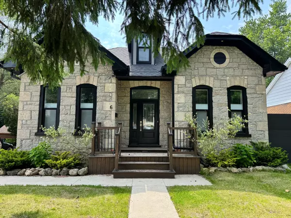 6 Elgin ST N,  Cambridge,  ON N1R 5G7