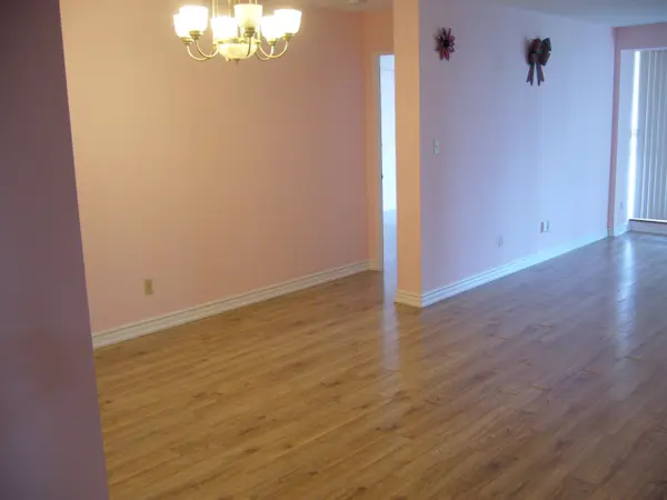 Toronto E05, ON M1W 3X9,225 Bamburgh CIR #801