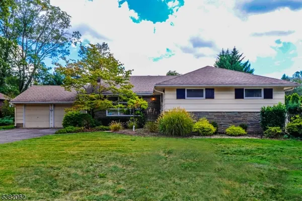 Metuchen Boro, NJ 08840,12 Buchanan Rd