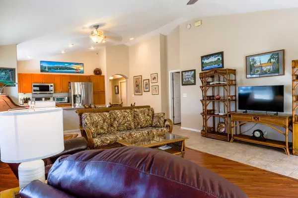 Kailua-kona, HI 96740,75-6111 HOOMAMA ST