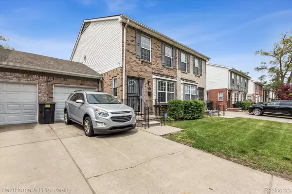 Detroit, MI 48227,15401 MEYERS RD