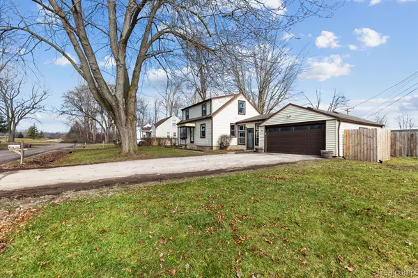 Van Buren, MI 48111,10041 ENDICOTT ST