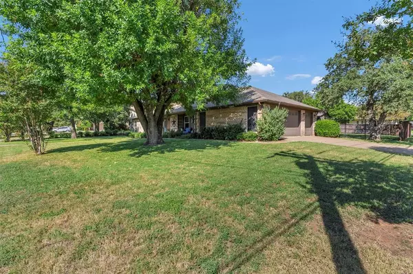 De Cordova, TX 76049,4900 Del Rio Court