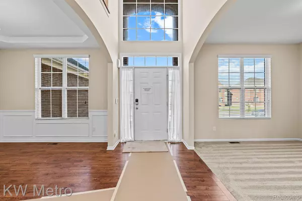 Warren, MI 48092,5124 RIDGE LN