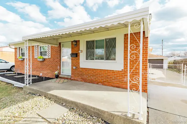 Romulus, MI 48174,34583 JULIE DR