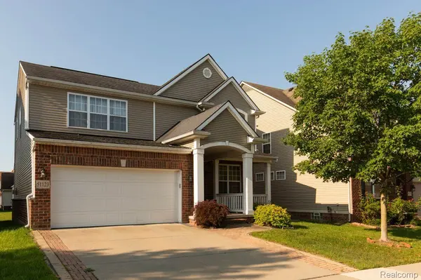 51123 BROMPTON, Novi, MI 48374