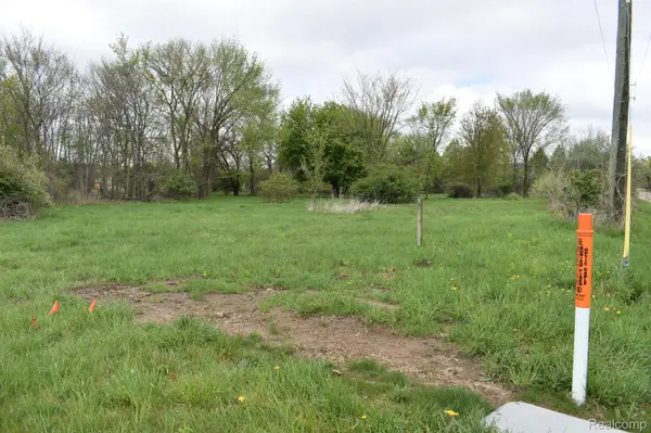 Fowlerville, MI 48836,VL Grand River AVE