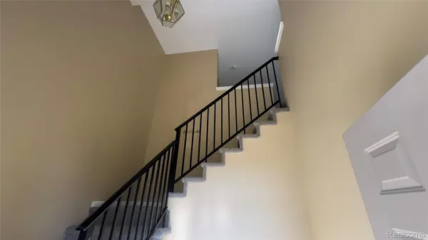 Commerce Twp, MI 48390,24202 Chesapeake CIR