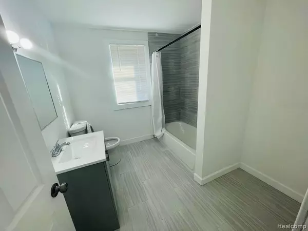 Detroit, MI 48238,15822 Fairfield ST