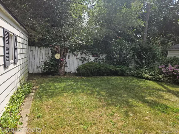 Flint, MI 48506,2818 Epsilon TRL