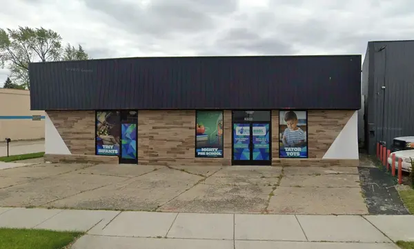 28905 Utica RD S, Roseville City, MI 48066