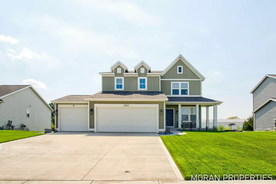 5852 Crossmoor ST SE, Caledonia, MI 49316